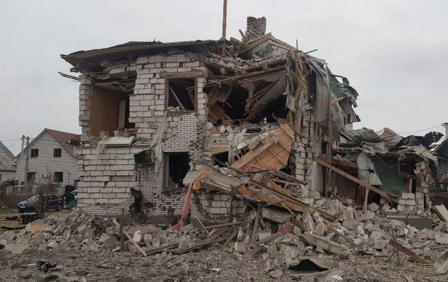 Российские войска нанесли ракетный удар по Овручу. Разрушены десятки домов