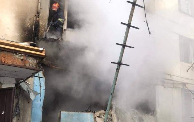 Оккупанты всю ночь обстреливали Северодонецк и Рубежное. Есть погибшие и раненые