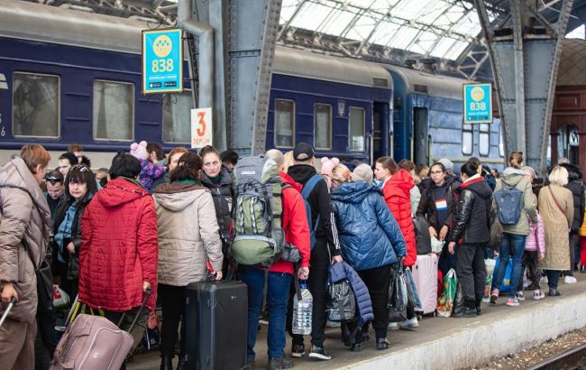 Укрзализныця обнародовала график эвакуационных поездов на 29 марта