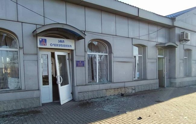 Російські окупанти обстріляли залізничну станцію у Донецькій області