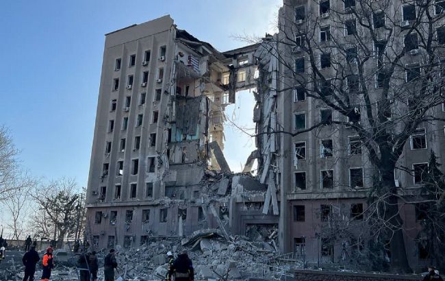 Російські війська здійснили удар по Миколаєву дуже підступно, - Зеленський