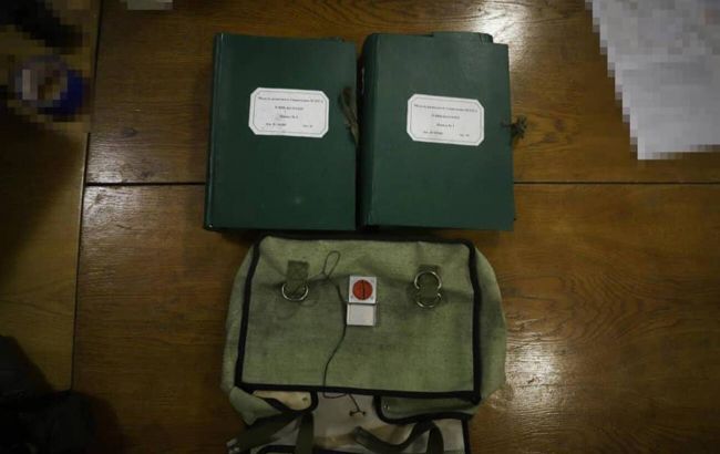 У Київській області нацгвардійці знайшли важливу службову документацію військових РФ