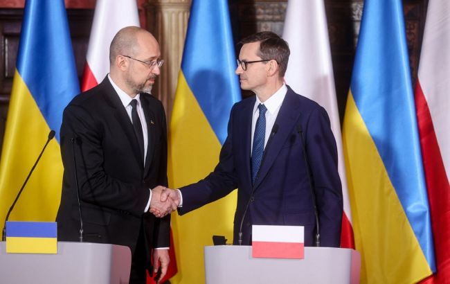 Шмыгаль: Украина и Польша усилят сотрудничество в железнодорожной сфере. Подписан меморандум