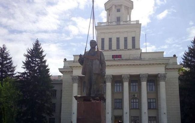 В окупованій Новій Каховці встановили пам'ятник Леніну