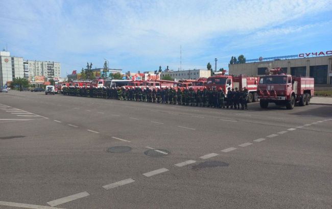 Пожарные в Энергодаре вышли на протест. Оккупанты их разогнали