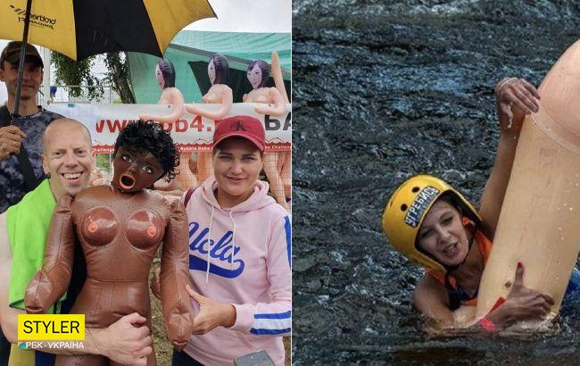 В России провели "скрепный" заплыв на резиновых женщинах: видео и фото традиционных забав
