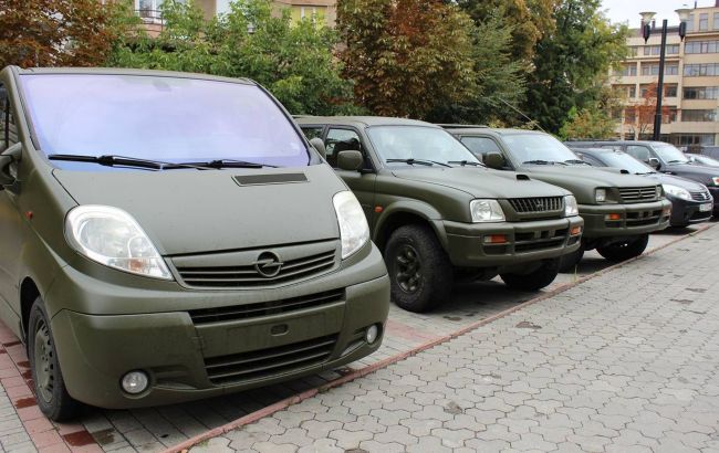 ДТЕК передав на фронт чергову партію автомобілів та генераторів