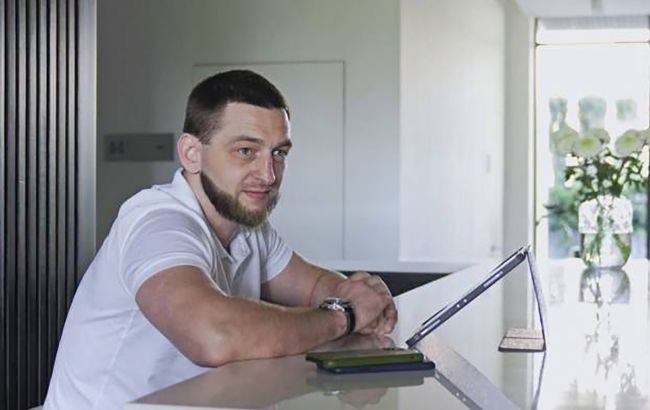 Эксперт криптовалютного рынка Сергей Сотниченко сменил компьютер на автомат: фото