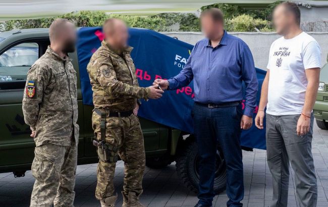 Favbet Foundation передал ВСУ полноприводный пикап