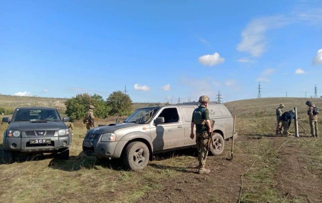 Favbet Foundation передал пикап батальона имени Кульчицкого