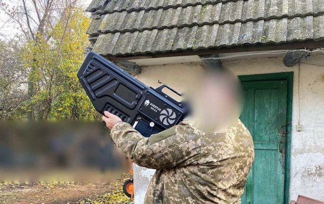 Favbet Foundation передав ЗСУ антидронну рушницю