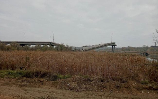 В Херсонской области взорван Дарьевский мост (фото)