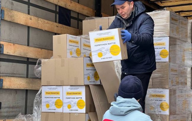 В Днепр поступила очередная партия гуманитарной помощи от Фонда Ахметова