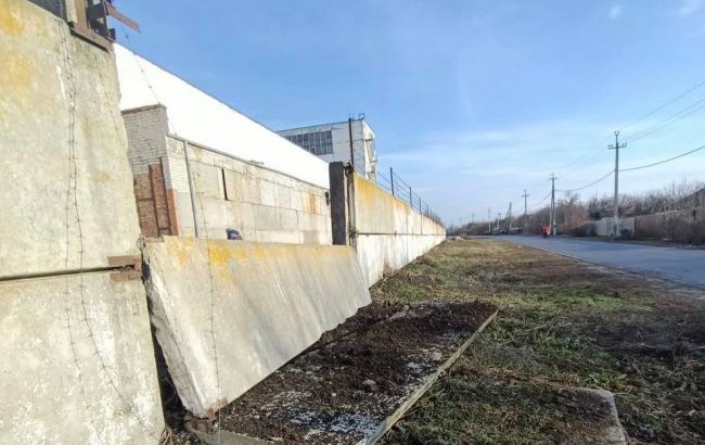 В Белгородской области сообщают о "прилетах": под обстрел попало предприятие