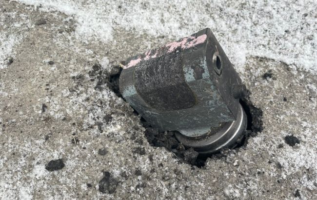 Частина уламків від російських ракет впала у Вінниці (фото)