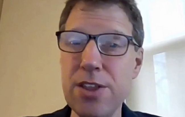 Ученый Йельского университета дал интервью музею "Голоса мирных"