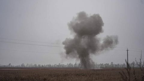 Жителі Києва та області можуть чути вибухи: у чому справа