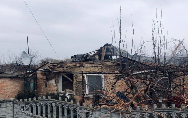 Росіяни обстріляли чотири громади у Дніпропетровській області: пошкоджено будинки