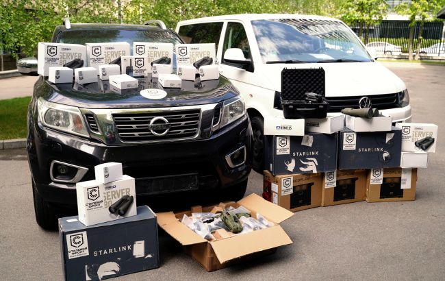 "Стальной фронт" передал нацгвардейцам технику для наступления на 10 млн гривен