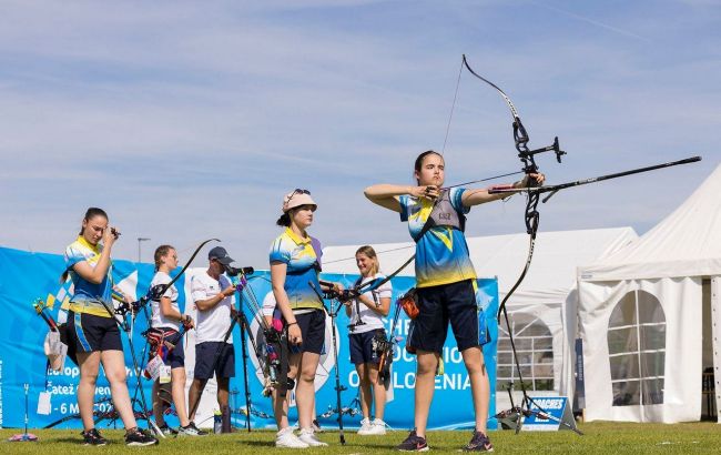 Украинская сборная лучников получила еще три медали на первом этапе молодежного КЕ