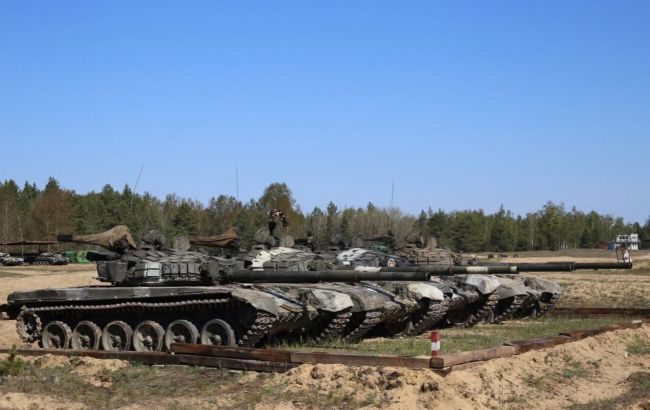 Минобороны Беларуси заявило об усилении госграницы танками