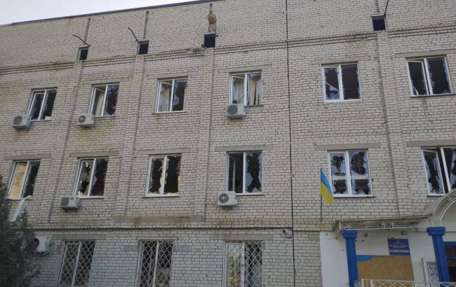 Війська РФ вдарили по лікарні в Бериславі: влучили в реанімаційне відділення