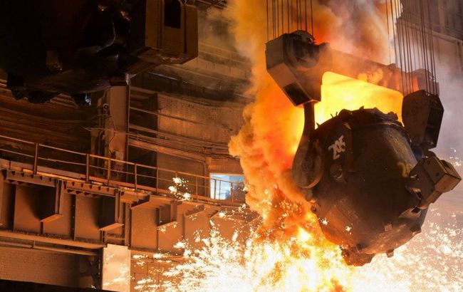 Украинские металлурги с начала года сократили выплавку стали на 43,7%
