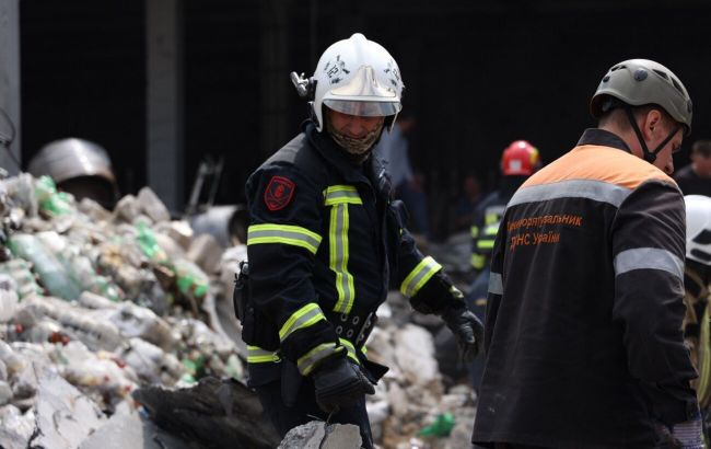 Удар по Кривому Рогу и атака "Шахедов" в Харькове: что известно о последствиях ночного обстрела