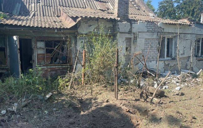 Россияне днем обстреляли Никопольский район: есть разрушения