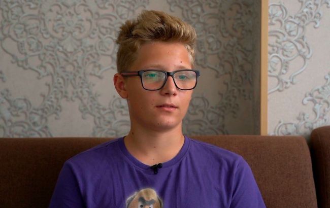 Постраждалий від обстрілу 14-річний Богдан з Харкова пройшов курс реабілітації від Фонду Ахметова