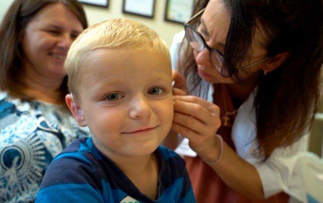 5-річний Ваня з Черкащини отримав сучасні слухові апарати від Фонду Ахметова