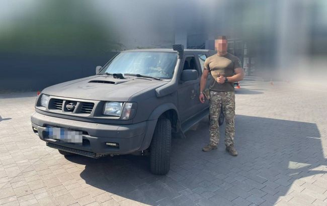 Favbet Foundation передав на південний напрямок черговий позашляховик Nissan Navara