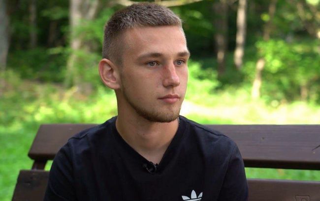 17-летний Максим, раненный в результате обстрела Одессы, прошел курс реабилитации от Фонда Ахметова