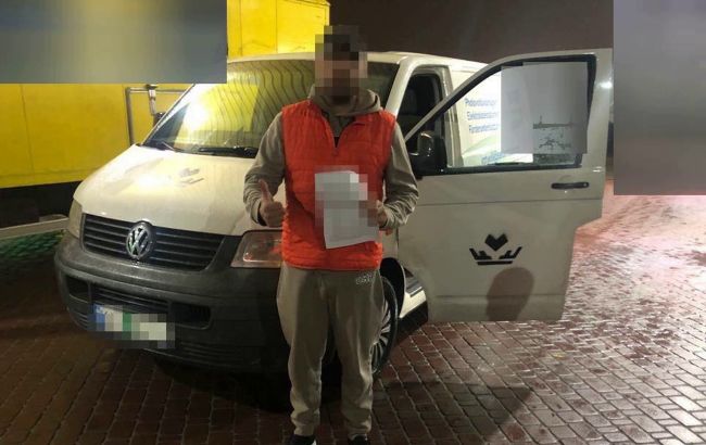 Favbet Foundation передал экипажам БПЛА ВСУ полноприводный микроавтобус