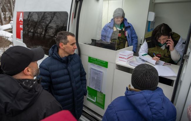 Доставляет лекарства в 80 населенных пунктов. В Украине заработала первая мобильная аптека