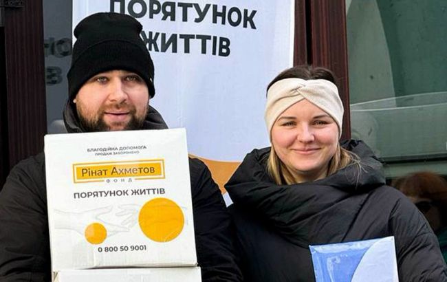 В Доброполье жители продолжают получать помощь от Фонда Ахметова