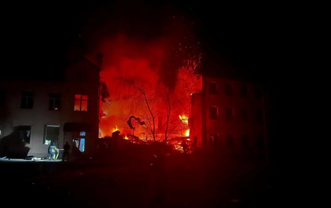 Військові РФ обстріляли Слов'янськ та Краматорськ: під завалами може бути сім'я з дітьми