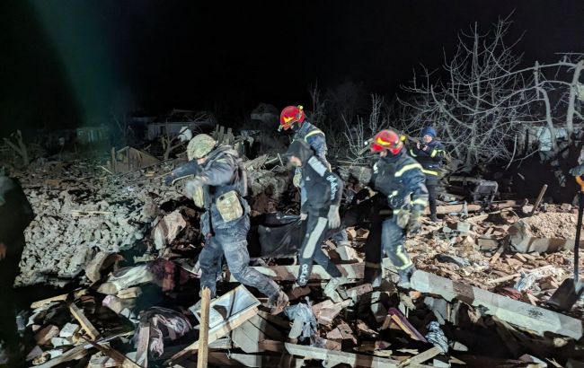 Обстрел Краматорска: спасатели извлекли тело второй жертвы