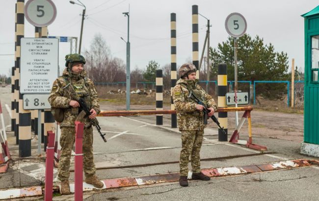 "Здесь настоящие боевые действия". Как Украина укрепляет северные границы и противостоит российским ДРГ