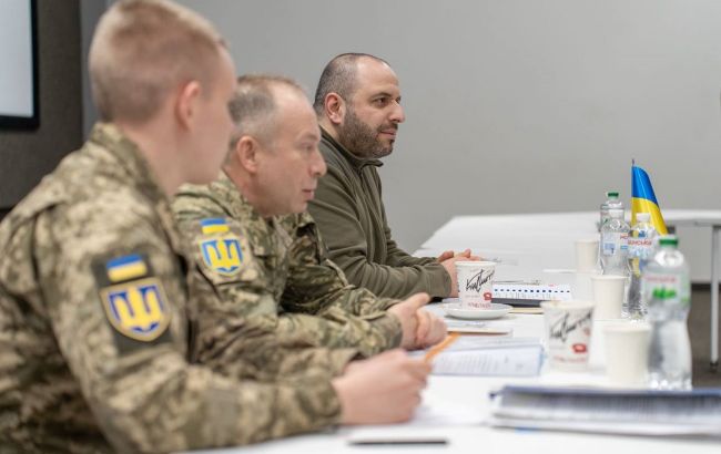 Сирський та Умєров зустрілися з сенаторами США, обговорили зміни на полі бою