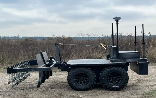 Работает дистанционно, оснащен камерой. Федоров рассказал о новом комплексе разминирования