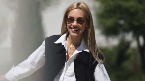 Даша Квиткова прогулялась по Киеву в образе настоящей леди (фото)