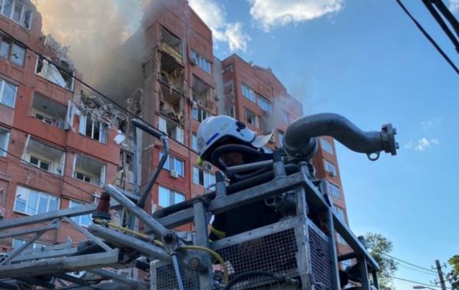 В Днепре количество пострадавших возросло до 9, часть дома обрушилась