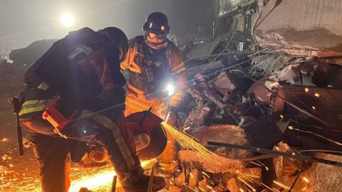 Удар РФ по центру Запоріжжя: кількість загиблих зросла