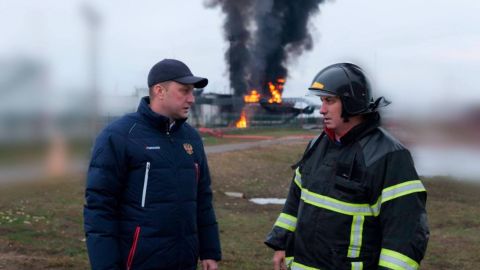 Нафтобаза бомбардувальників в Енгельсі горить третю добу після удару дронів