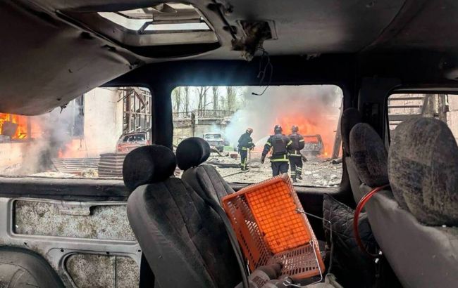 РФ ударила баллистикой по Кривому Рогу, есть погибшие