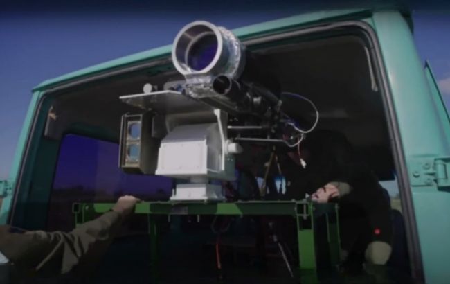 Уничтожает дроны за 5 км. Украина впервые показала новейшее лазерное оружие "Тризуб"