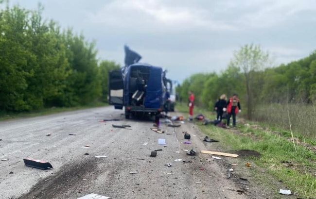 "Чорна субота": на Сумщині оголошено траур через удар РФ по евакуаційному автобусу