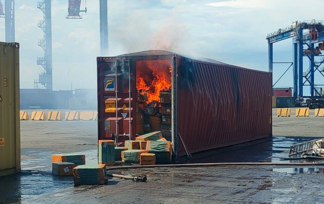 Росія вдарила по порту в Одесі балістичними ракетами: є загиблий, багато поранених