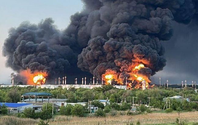 Нефтебаза в Энгельсе, аэродром "Дягилево" и завод "Прогресс": что известно об ударах в РФ